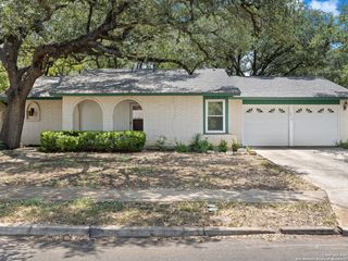 6814 Forest Grv, San Antonio, TX 78240