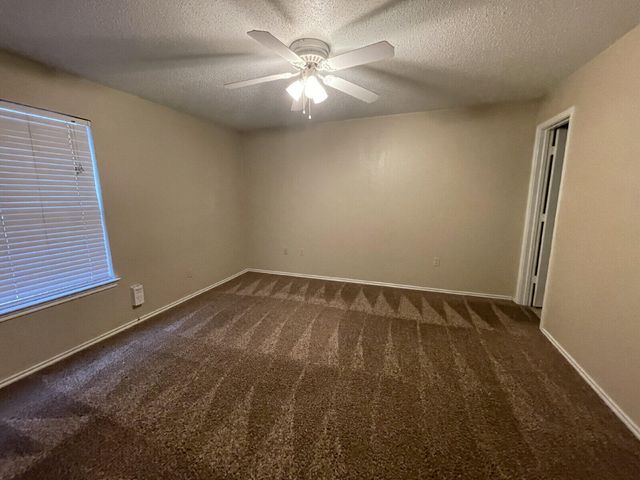 5827 6th Street, C, Lubbock, TX 79416