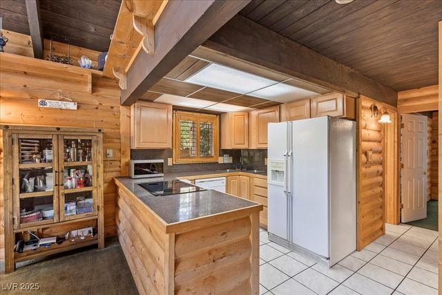 370 Alpine Way, Mount Charleston, NV 89124