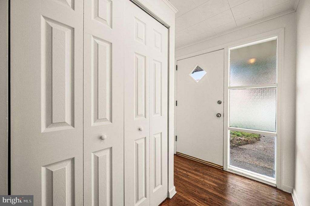 2112 VALLEY VIEW DR, FOLCROFT, PA 19032 — photo 3