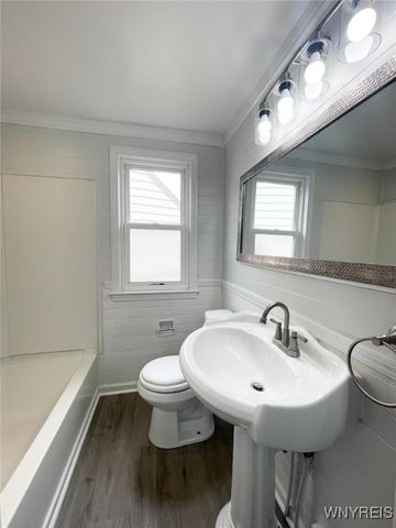 71 Meaford Road, Cheektowaga, NY 14215