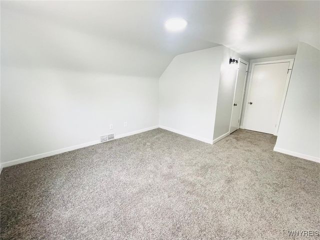 71 Meaford Road, Cheektowaga, NY 14215