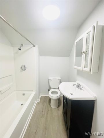 71 Meaford Road, Cheektowaga, NY 14215