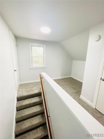 71 Meaford Road, Cheektowaga, NY 14215