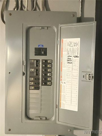 71 Meaford Road, Cheektowaga, NY 14215