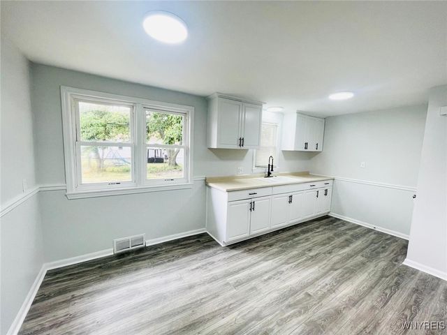 71 Meaford Road, Cheektowaga, NY 14215