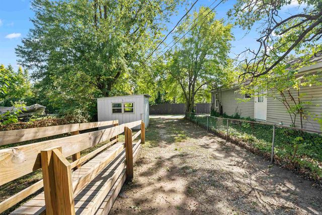 906 E Fort Wayne Street, Warsaw, IN 46580