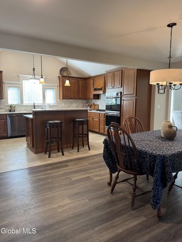 3 Echo Drive, Rotterdam, NY 12306