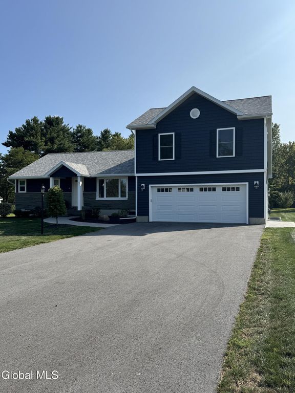 3 Echo Drive, Rotterdam, NY 12306