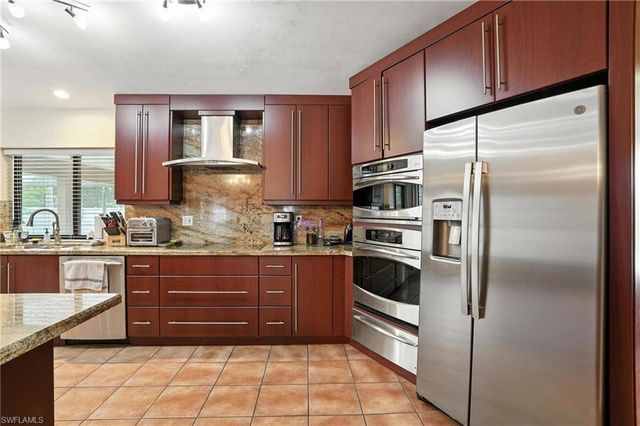1830 SE 4th ST, Cape Coral, FL 33990