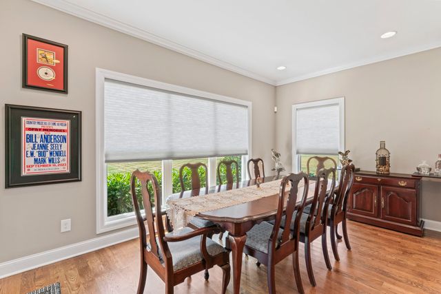 8004 Traditions Ln, Columbia, TN 38401