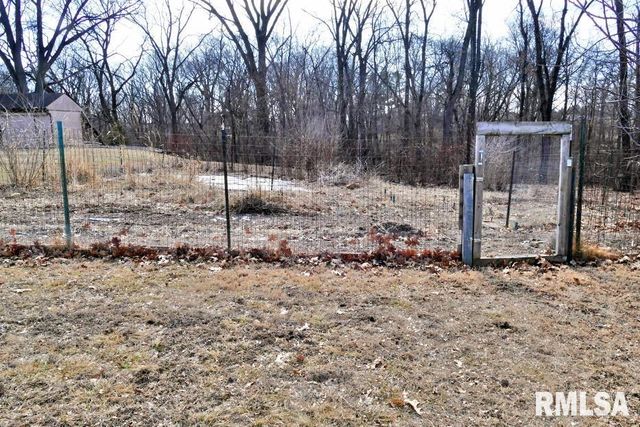 104 THRUSH Avenue, Pekin, IL 61554