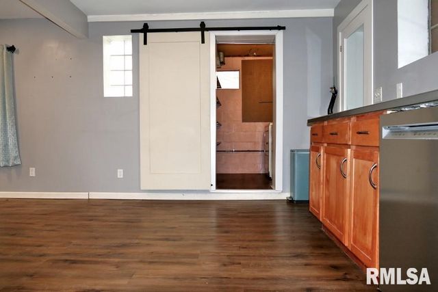 104 THRUSH Avenue, Pekin, IL 61554