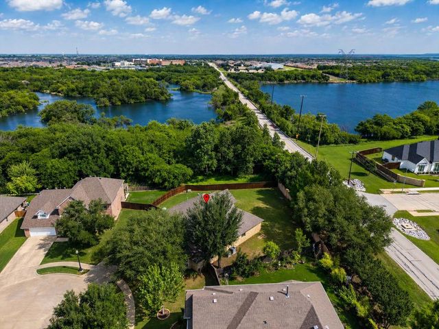 5109 Oldcastle Drive, Mansfield, TX 76063