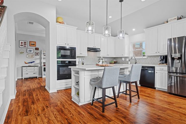 5109 Oldcastle Drive, Mansfield, TX 76063