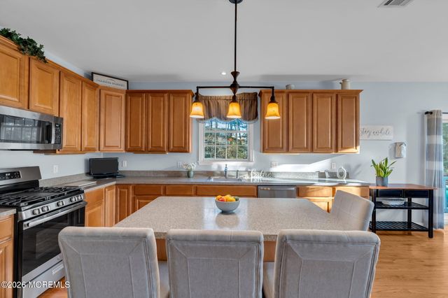 105 Mesa Verde Lane, Howell, NJ 07731