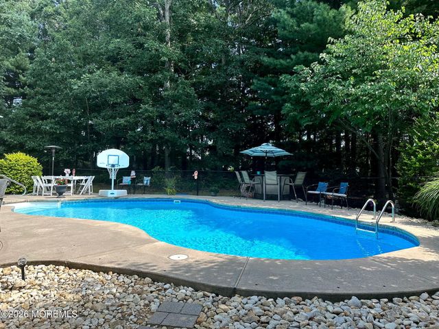 105 Mesa Verde Lane, Howell, NJ 07731