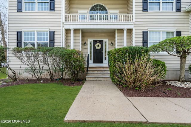 105 Mesa Verde Lane, Howell, NJ 07731