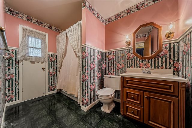 344 Girard Drive, Berea, OH 44017