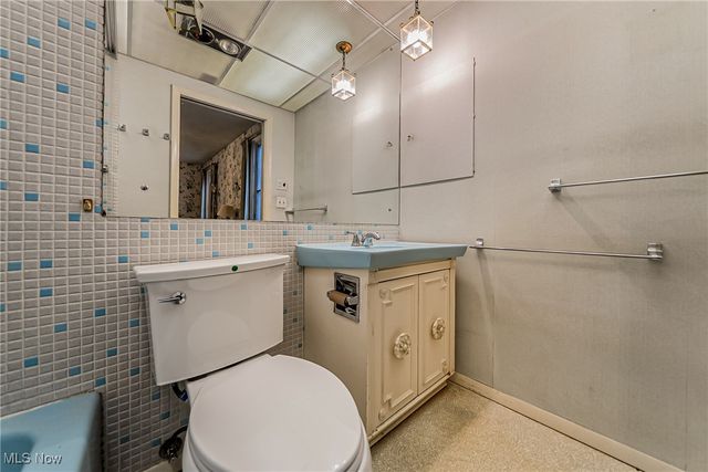 344 Girard Drive, Berea, OH 44017