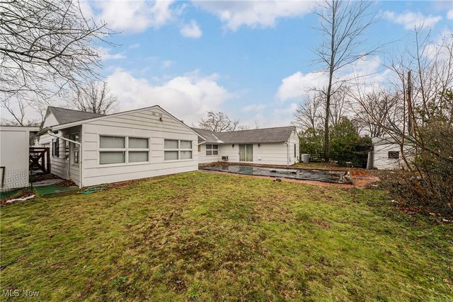 344 Girard Drive, Berea, OH 44017