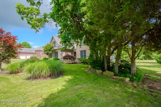 3707 High Crest Ct, Crestwood, KY 40014