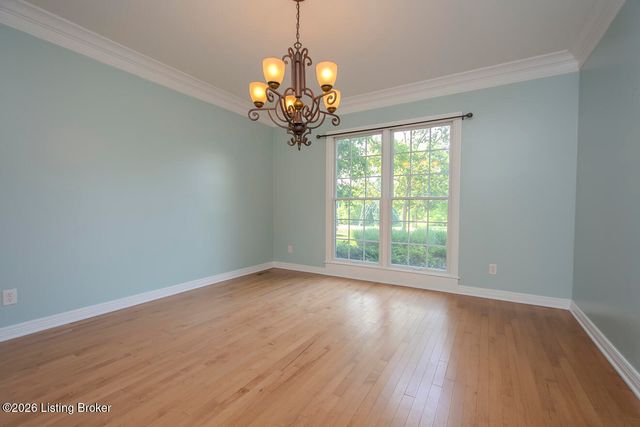3707 High Crest Ct, Crestwood, KY 40014