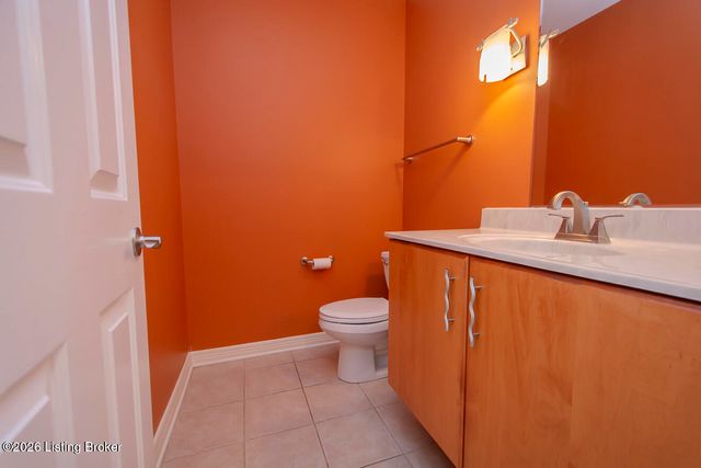 3707 High Crest Ct, Crestwood, KY 40014