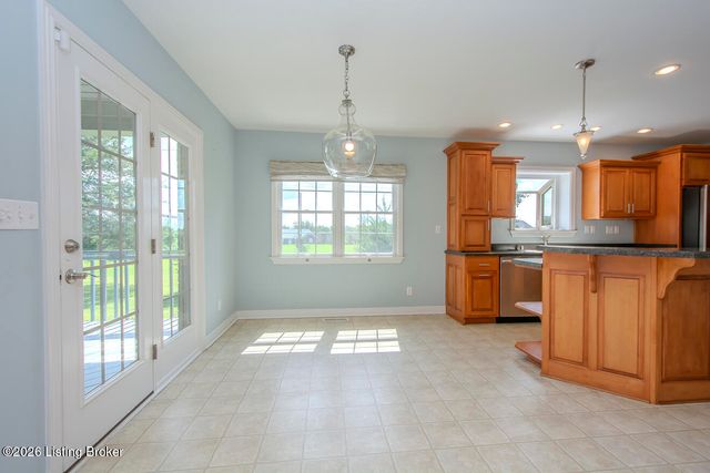 3707 High Crest Ct, Crestwood, KY 40014