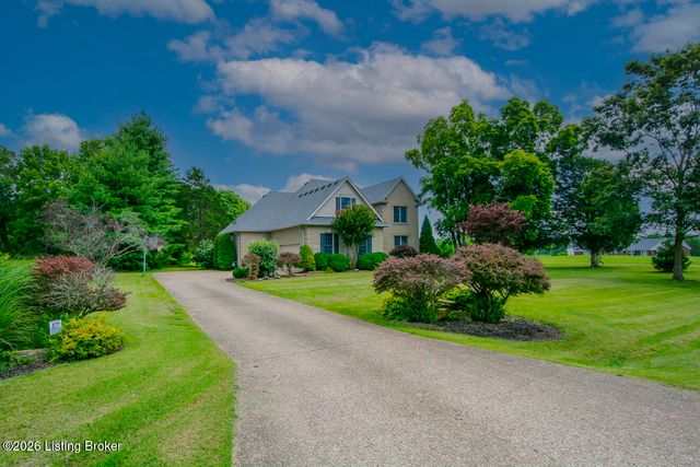 3707 High Crest Ct, Crestwood, KY 40014
