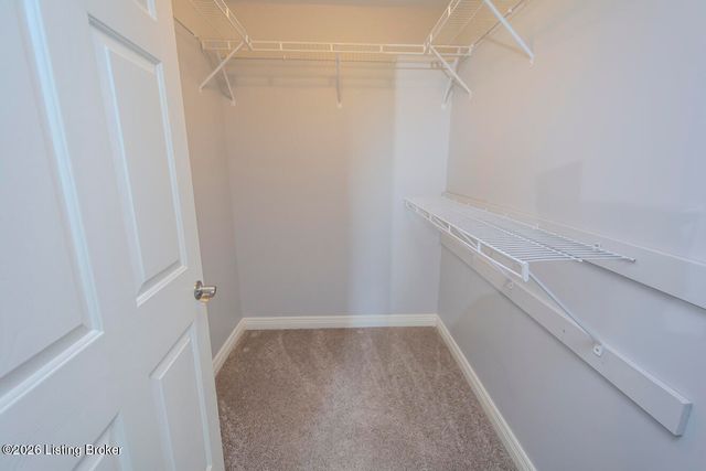 3707 High Crest Ct, Crestwood, KY 40014