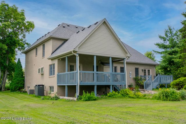 3707 High Crest Ct, Crestwood, KY 40014