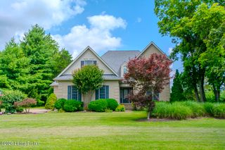 3707 High Crest Ct, Crestwood, KY 40014