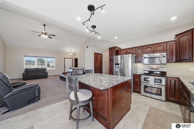 9301 Garland Street, Lincoln, NE 68505