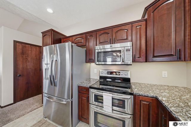 9301 Garland Street, Lincoln, NE 68505