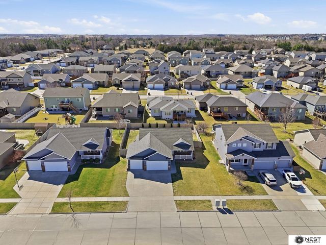 9301 Garland Street, Lincoln, NE 68505