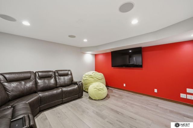 9301 Garland Street, Lincoln, NE 68505