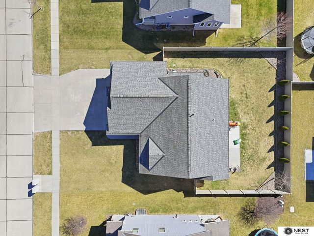 9301 Garland Street, Lincoln, NE 68505