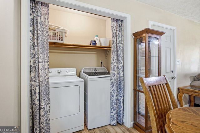 241 Doster Drive, Winder, GA 30680