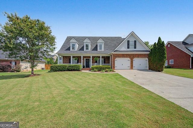32 Colonial Circle NW, Cartersville, GA 30120