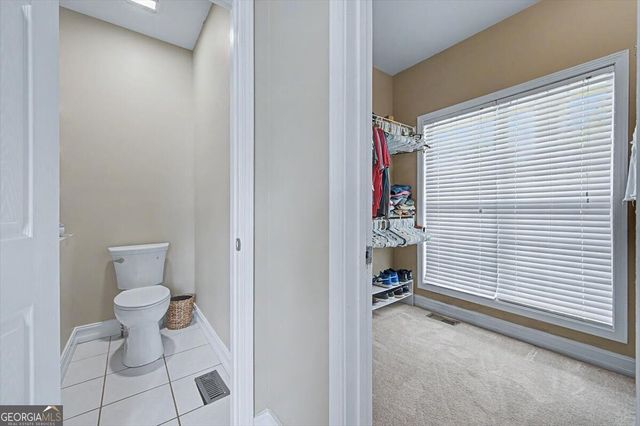 32 Colonial Circle NW, Cartersville, GA 30120