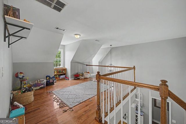 32 Colonial Circle NW, Cartersville, GA 30120