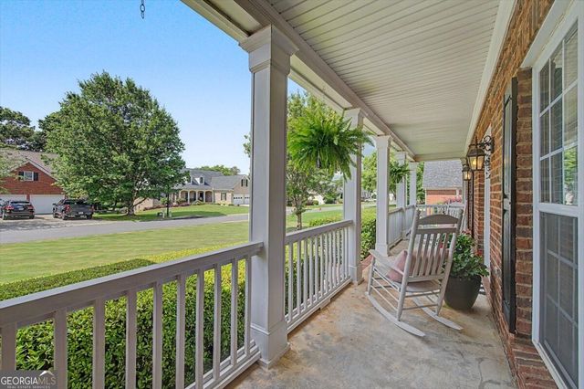 32 Colonial Circle NW, Cartersville, GA 30120