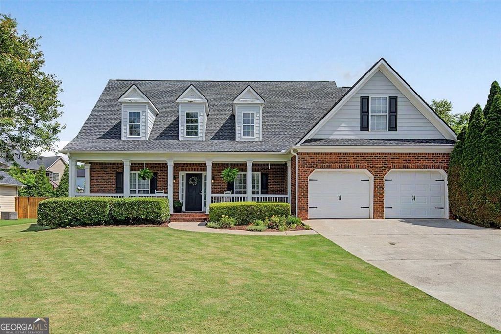 32 Colonial Circle NW, Cartersville, GA 30120