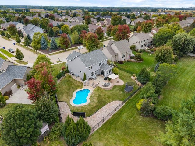 5212 N ROSEMARY DRIVE, Appleton, WI 54913