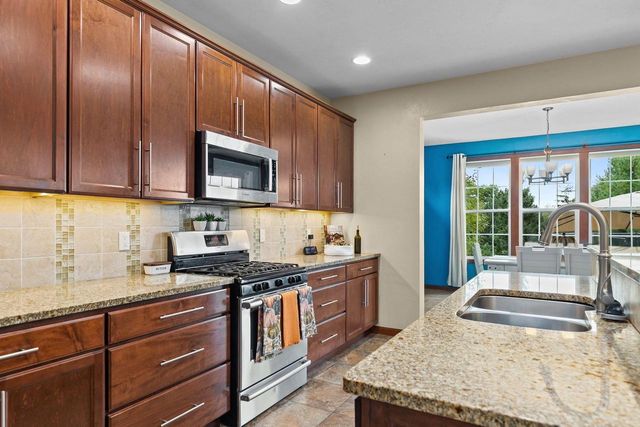 5212 N ROSEMARY DRIVE, Appleton, WI 54913