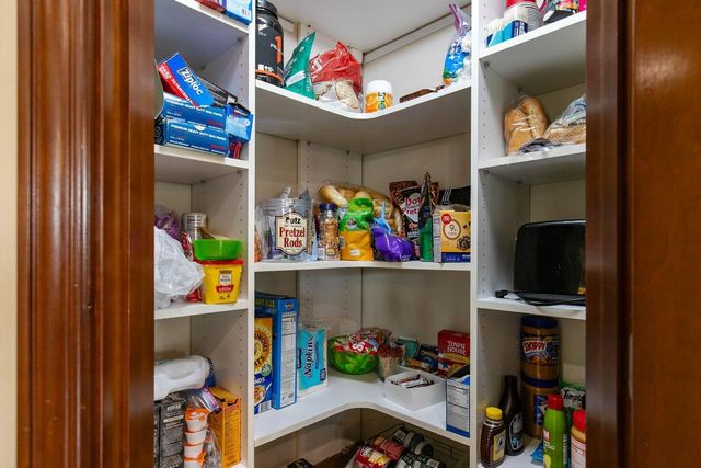 5212 N ROSEMARY DRIVE, Appleton, WI 54913