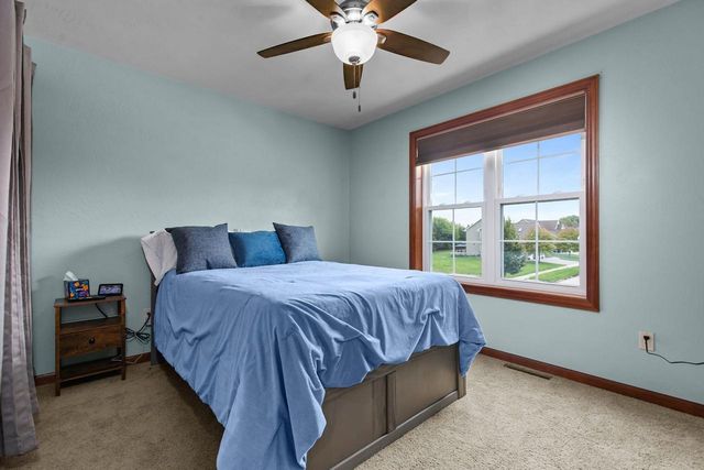 5212 N ROSEMARY DRIVE, Appleton, WI 54913