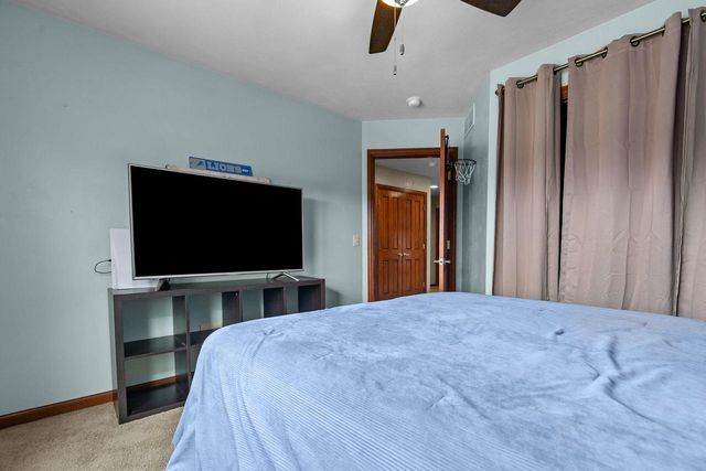 5212 N ROSEMARY DRIVE, Appleton, WI 54913