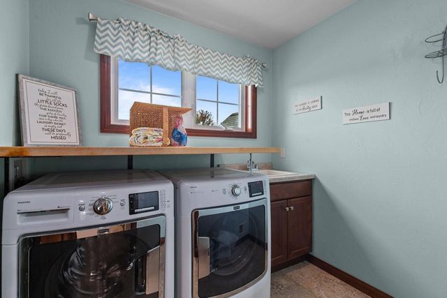 5212 N ROSEMARY DRIVE, Appleton, WI 54913